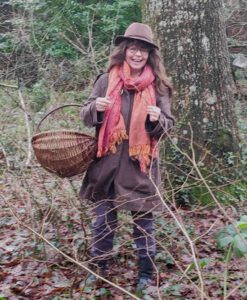 Spring Forage at Deer Wood with expert forager Trudy Turrell